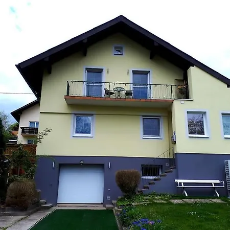 Carmen Apartment
